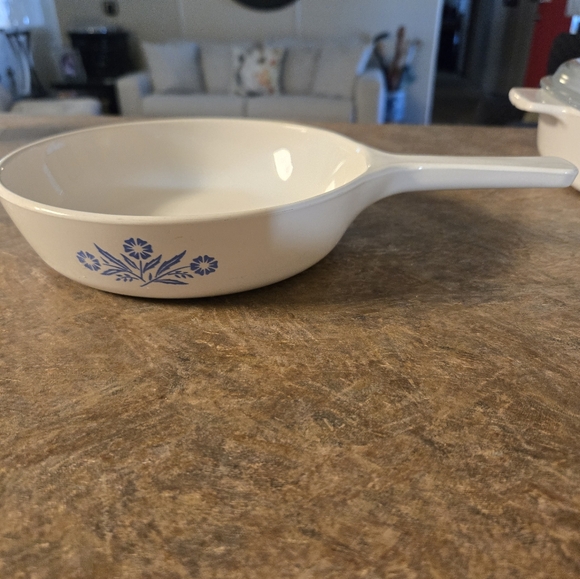 VINTAGE CORNINGWARE - Picture 1 of 2